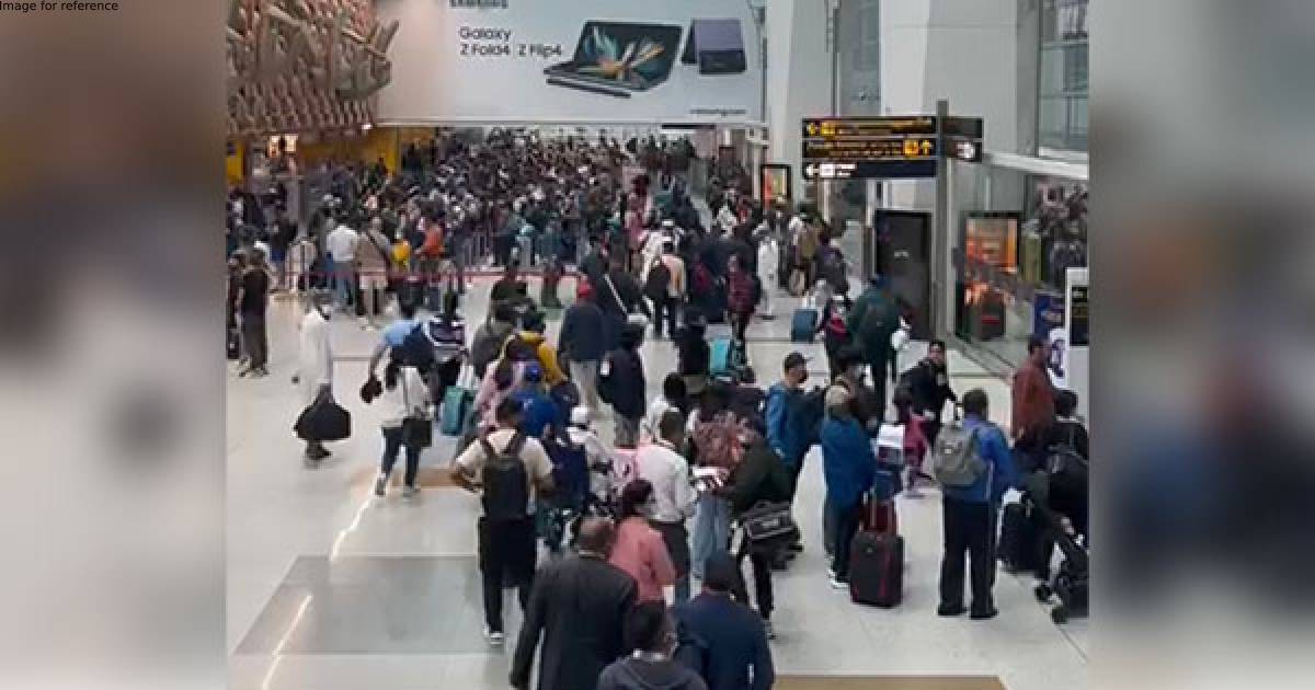 Post-Covid travel rebound, discounted airline tickets lead to huge rush at Delhi immigration